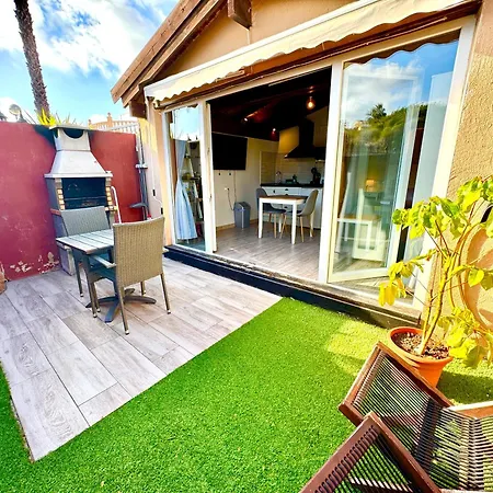 3 Casita-estudio Con Jardin En La Playa Apartment Puerto Marino