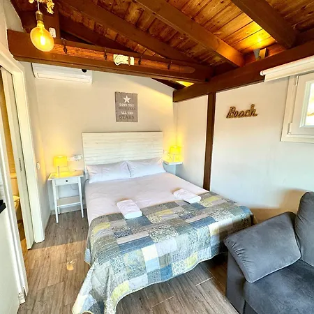 3 Casita-estudio Con Jardin En La Playa *