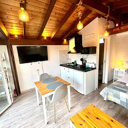 3 Casita-estudio Con Jardin En La Playa * Puerto Marino